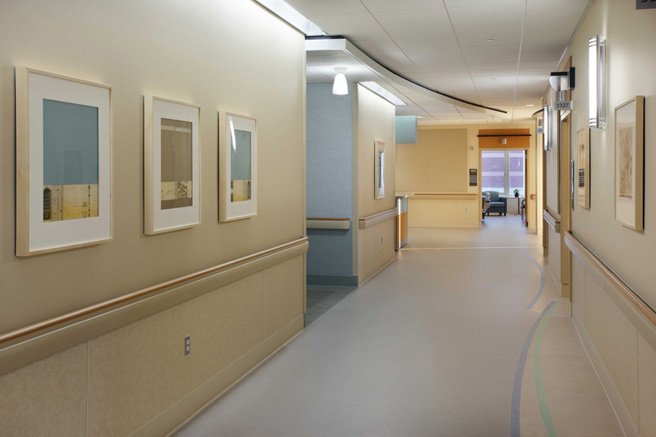 Curved Drop Ceiling Forms at Nurse Station Aid Wayfinding